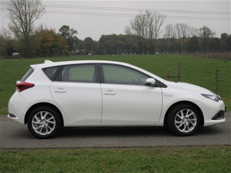 Toyota Auris - 1.8 Hybrid Lease Automaat/ECC/Navigatie/Camera - 1