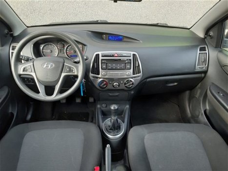 Hyundai i20 - 1.2i First Edition / AIRCO / Afneembare trekhaak - 1