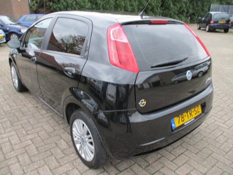 Fiat Grande Punto - 1.4 Edizione Blue & Me AIRCO CRUISE APK 5-2020 - 1