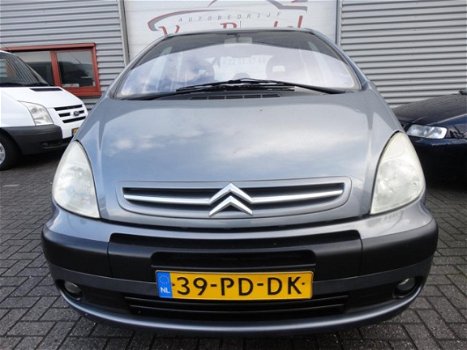 Citroën Xsara Picasso - 1.8i-16V 5 deurs, nwe APK tot 08-03-2021, AIRCO, CRUISE, en rijd, remt nog s - 1