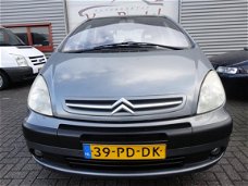 Citroën Xsara Picasso - 1.8i-16V 5 deurs, nwe APK tot 08-03-2021, AIRCO, CRUISE, en rijd, remt nog s