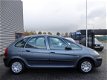 Citroën Xsara Picasso - 1.8i-16V 5 deurs, nwe APK tot 08-03-2021, AIRCO, CRUISE, en rijd, remt nog s - 1 - Thumbnail