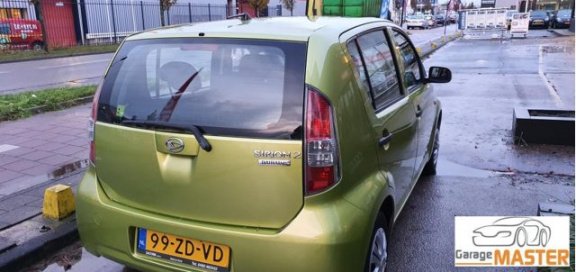 Daihatsu Sirion 2 - 1.0 12V DVVT Trend - 1