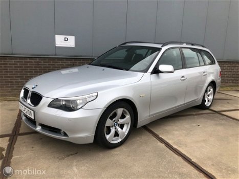 BMW 5-serie Touring - 520d Executive [Pano/Navi/Xenon] - 1