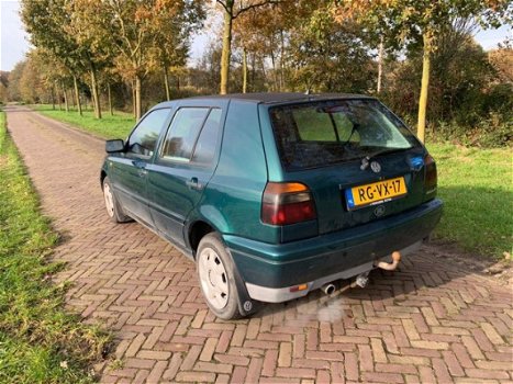 Volkswagen Golf - 1.6 Milestone - 1