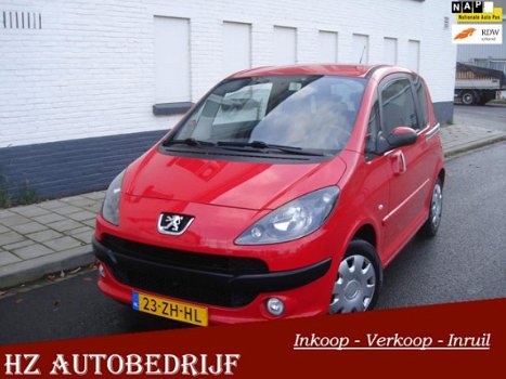 Peugeot 1007 - 1.6-16V Sporty - Nette auto AUTOMAAT - 1