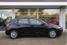 Hyundai i30 - 1.0 T-GDI Comfort | Navi | Climate/cruise control | Achteruitrijcamera | Lane Assist |