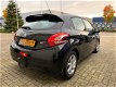 Peugeot 208 - 1.4 e-HDi Blue Lease AUTOMAAT VOL ONDERH NAP NAVI PDC TREKH - 1 - Thumbnail