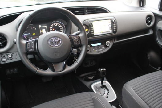 Toyota Yaris - 1.5 HYBRID ASPIRATION 1E EIG NAVI CRUISE - 1