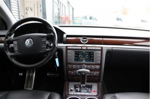 Volkswagen Phaeton - 3.0 TDI 5p.Highline VOL LEDER NAVI CLIMA LED XENON CRUISE PDC STOELVERWARMING Z - 1