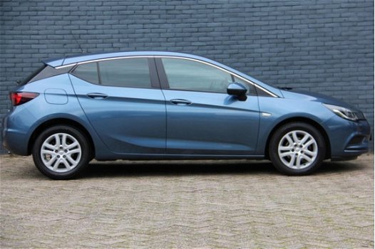 Opel Astra - 1.4 Edition I INCL. € 695, 00 AFL.KOSTEN + BOVAG GARANTIE - 1