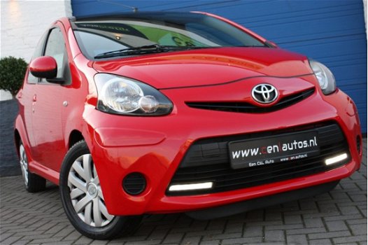 Toyota Aygo - 1.0 VVT-i Aspiration | Navi | Airco | AUX | - 1