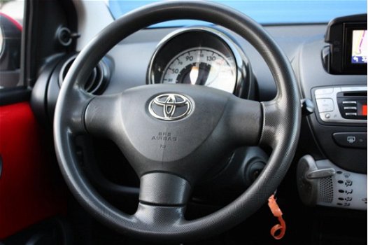 Toyota Aygo - 1.0 VVT-i Aspiration | Navi | Airco | AUX | - 1