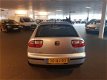 Seat Leon - 1.6-16V Sport Apk Nieuw, Airco, E-Ramen, N.A.P, Lm velgen, 5Drs, Zeer nette staat - 1 - Thumbnail