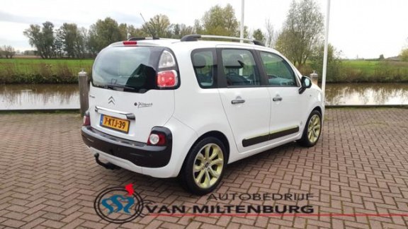 Citroën C3 Picasso - 1.6 e-HDi Tendance Panoramadak / Trekhaak - 1