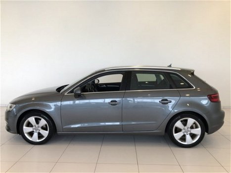 Audi A3 Sportback - 1.6 TDI Ambit. Proline + Navigatie | Xenon | - 1