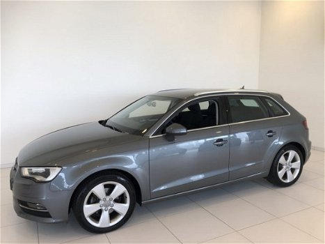 Audi A3 Sportback - 1.6 TDI Ambit. Proline + Navigatie | Xenon | - 1