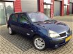 Renault Clio - 1.6 16v AUTOMAAT*INITIALE*5DRS*UNIEK LAGE KM'S - 1 - Thumbnail