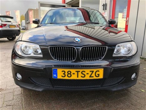 BMW 1-serie - 116i High Executive Airco/ECC/17