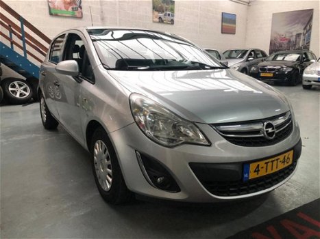 Opel Corsa - 1.2-16V Cosmo /Airco/Nette auto - 1