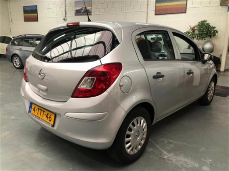 Opel Corsa - 1.2-16V Cosmo /Airco/Nette auto - 1