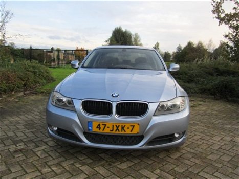 BMW 3-serie - 318i Business Line/ Navi / opendak/ NAP/APK - 1