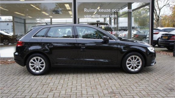 Audi A3 Sportback - 1.2 TFSI Attraction Pro Line plus | Xenon | MMI Navigatie | Afn.trekhaak - 1