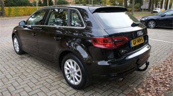 Audi A3 Sportback - 1.2 TFSI Attraction Pro Line plus | Xenon | MMI Navigatie | Afn.trekhaak - 1