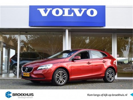 Volvo V40 - 2.0 T2 Nordic+ | On Call / Standkachel / Stoelverwarming voor / Voorruit verwarming / Cr - 1