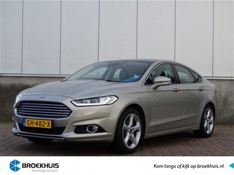 Ford Mondeo - 1.5 Titanium | Navigatie | Panoramadak | LED | Keyless entry | Elektrische achterklep - 1