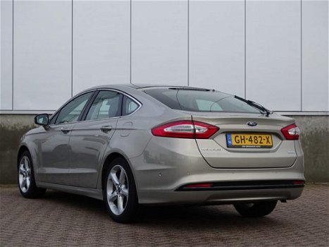 Ford Mondeo - 1.5 Titanium | Navigatie | Panoramadak | LED | Keyless entry | Elektrische achterklep - 1