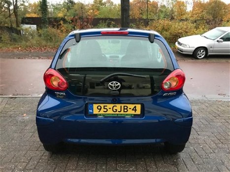 Toyota Aygo - 1.0-12V + 2e Eigenaar/Nieuwe Apk/Elec Ramen - 1