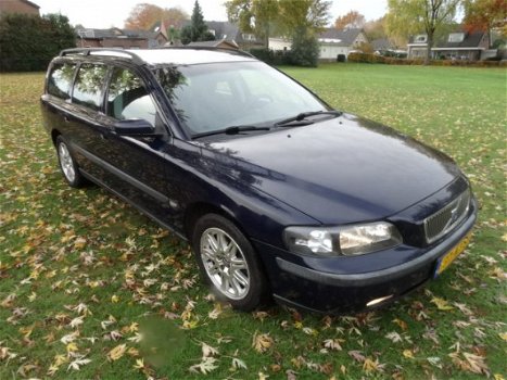 Volvo V70 - 2.4D - 1