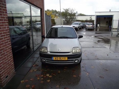 Renault Clio - 1.4 RT - 1