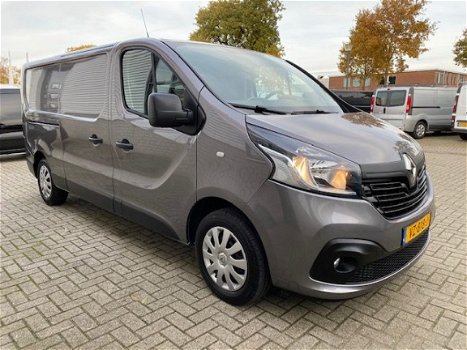 Renault Trafic - 1.6 dCi 120pk T29 L2H1 Luxe Energy / lease € 235 / airco / cruise control / navigat - 1