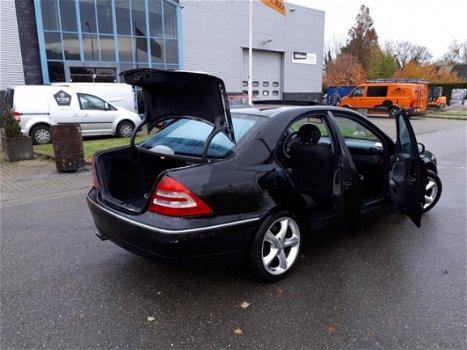 Mercedes-Benz C-klasse - 200 K. Elegance RIJD ZEER GOED/NAP/APK/AIRCO/OPEN DAK /INRUIL MOG - 1