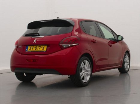 Peugeot 208 - 1.2 110pk Signature | Navigatie | Parkeersensoren | Airco | | Navigatie | Parkeersenso - 1