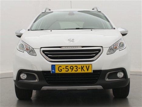 Peugeot 2008 - 1.2 110pk Allure | Navigatie | Parkeersensoren | Lm velgen | Stoelverwarming | - 1