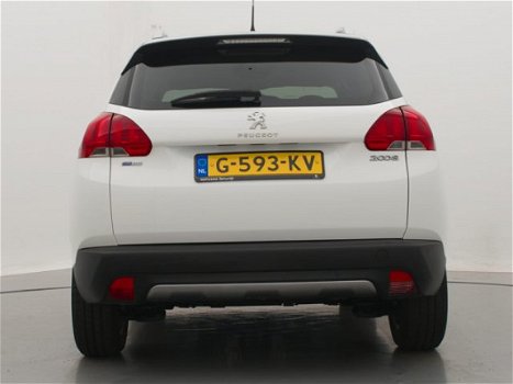 Peugeot 2008 - 1.2 110pk Allure | Navigatie | Parkeersensoren | Lm velgen | Stoelverwarming | - 1