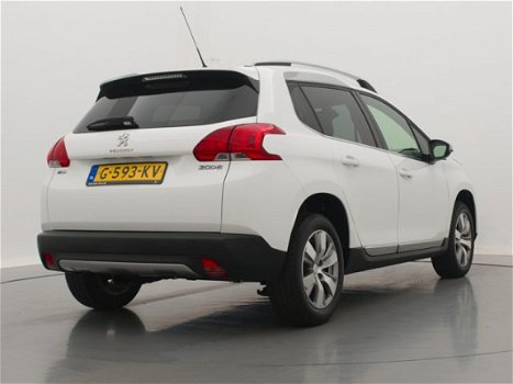 Peugeot 2008 - 1.2 110pk Allure | Navigatie | Parkeersensoren | Lm velgen | Stoelverwarming | - 1