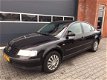 Volkswagen Passat - 1.8-5V Trendline - 1 - Thumbnail