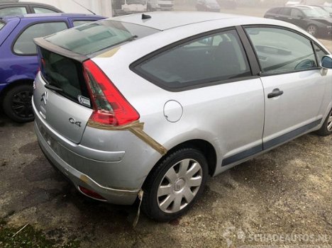 Citroën C4 - HDi - 1