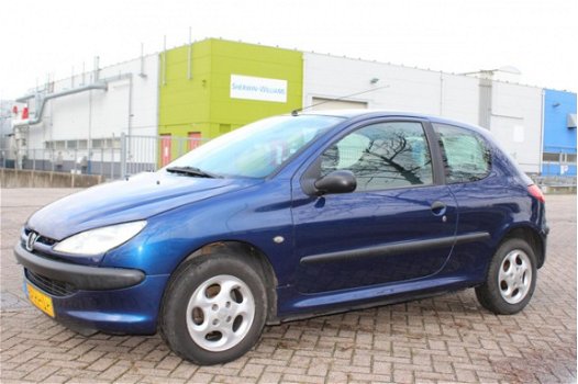 Peugeot 206 - 1.4 XR - 1