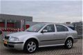 Skoda Octavia - 1.6 Collection climate goed onderhouden - 1 - Thumbnail