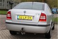 Skoda Octavia - 1.6 Collection climate goed onderhouden - 1 - Thumbnail