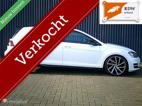 Volkswagen Golf - 2.0 TDI Highline - 1