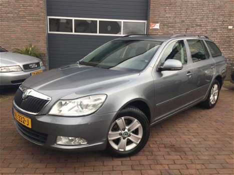 Skoda Octavia Combi - 1.6 TDI Greentech Elegance Business Line Navi. / NEW APK - 1