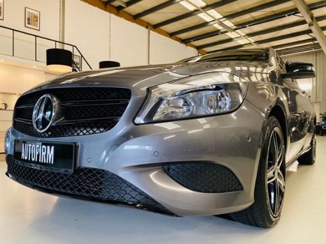 Mercedes-Benz A-klasse - 180 Automaat, 7G-DCT 'Style', AMG line velgen, VOL, Navigatie, Exclusief - 1