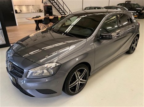 Mercedes-Benz A-klasse - 180 Automaat, 7G-DCT 'Style', AMG line velgen, VOL, Navigatie, Exclusief - 1