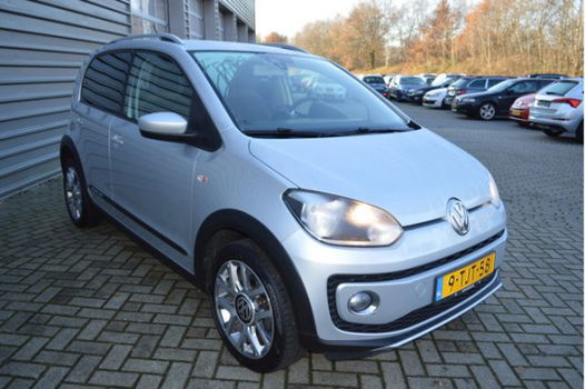 Volkswagen Up! - 1.0 75PK CROSS-UP AIRCO/CRUISE/PDC INCL FIETSENREK - 1